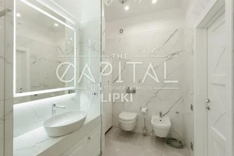 Продажа  квартира Киевская обл., Киев, Андрея Верхогляда ул., 20 - 30/31