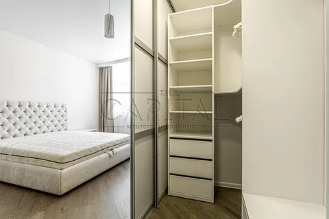 Продажа  квартира Киевская обл., Киев, Драгоманова ул., 40ж - 23/42