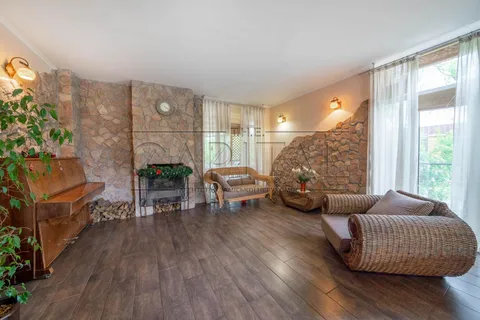 Продажа  частный дом Киевская обл., Новые Безрадичи, Подгорная ул.,  - 30/42