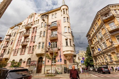 Продажа  квартира Киевская обл., Киев, Рейтарская ул., 20/24 - 2/11