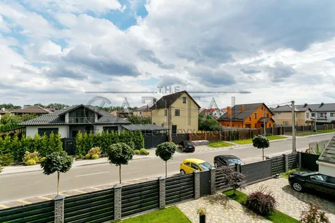 Продажа  частный дом Киевская обл., Петропавловская Борщаговка, Борщаговская ул.,  - 18/41