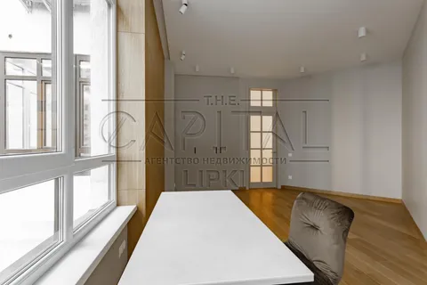 Продажа  квартира Киевская обл., Киев, Коновальца Евгения ул., 44а - 33/39