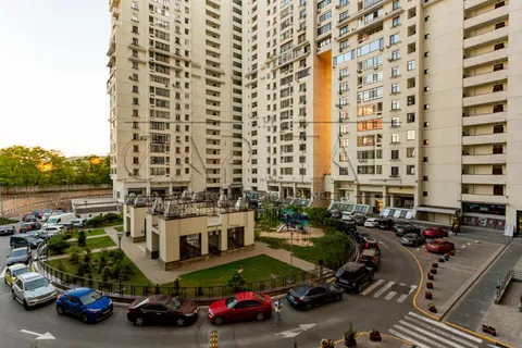 Продажа  квартира Киевская обл., Киев, Коновальца Евгения ул., 44а - 39/39