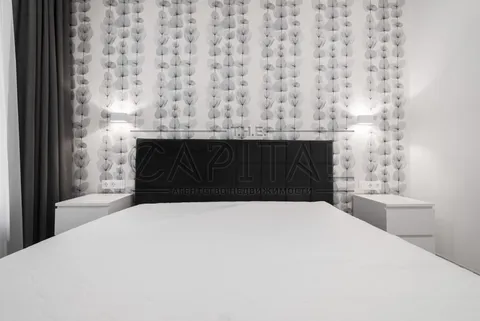 Продажа  квартира Киевская обл., Киев, Джона Маккейна ул., 26 - 10/36