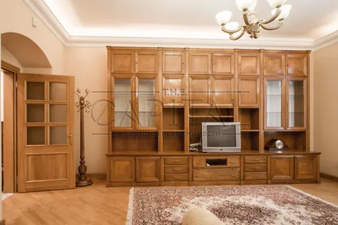 Продажа  квартира Киевская обл., Киев, Банковая ул., 1/10 - 7/20
