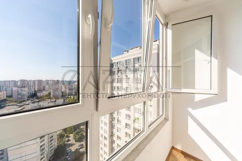 Продажа  квартира Киевская обл., Киев, Драгоманова ул., 10 - 11/19