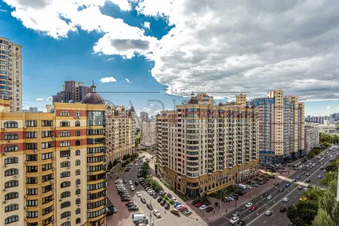 Продажа  квартира Киевская обл., Киев, Черновола ул., 29а - 37/40