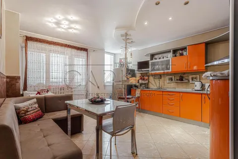Продажа  квартира Киевская обл., Киев, Евгения Сверстюка ул., 52в - 3/33
