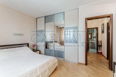 Продажа  квартира Киевская обл., Киев, Евгения Сверстюка ул., 52в - 13/33