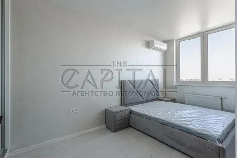 Продажа  квартира Киевская обл., Киев, Автозаводская ул., 23 - 24/78
