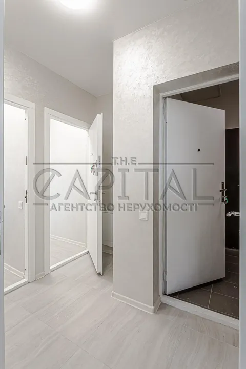 Продажа  квартира Киевская обл., Киев, Автозаводская ул., 23 - 40/78