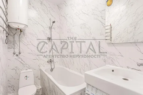 Продажа  квартира Киевская обл., Киев, Автозаводская ул., 23 - 44/78
