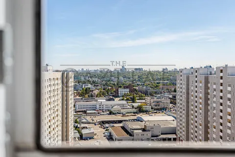 Продажа  квартира Киевская обл., Киев, Автозаводская ул., 23 - 50/79