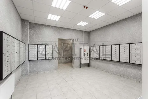Продажа  квартира Киевская обл., Киев, Автозаводская ул., 23 - 64/79
