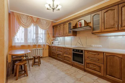 Продажа  квартира Киевская обл., Киев, Срибнокильская ул., 1 - 1/16