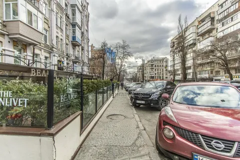 Продажа  квартира Киевская обл., Киев, Толстого Льва ул., 43 - 18/24