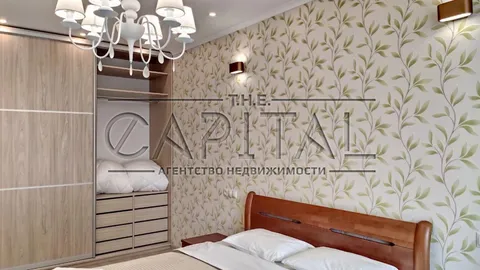 Продажа  квартира Киевская обл., Киев, Джона Маккейна ул., 7 - 12/19