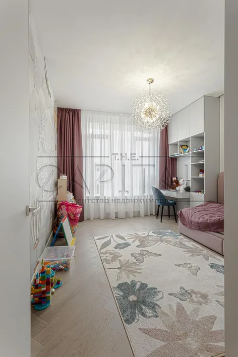 Продажа  квартира Киевская обл., Киев, Саперное Поле ул., 5 - 12/24