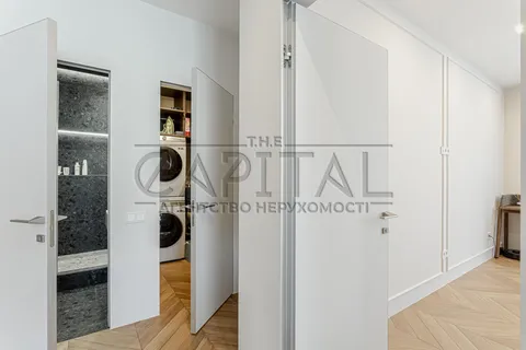 Продажа  квартира Киевская обл., Киев, Предславинская ул., 53 - 19/30