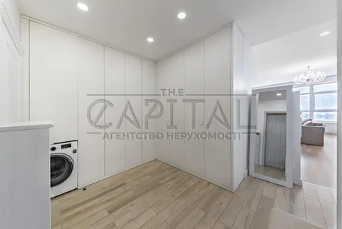 Продажа  квартира Киевская обл., Киев, Кловский спуск ул., 7 - 8/13