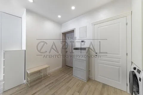 Продажа  квартира Киевская обл., Киев, Кловский спуск ул., 7 - 9/13