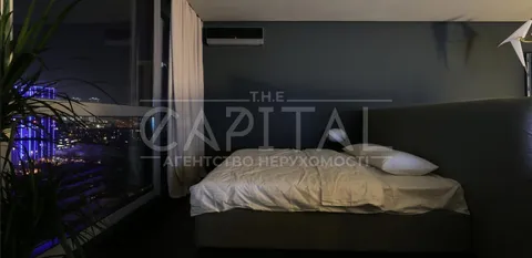 Продажа  квартира Киевская обл., Киев, Предславинская ул., 53 - 23/27