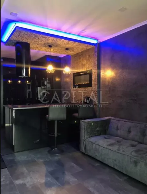 Продажа  квартира Киевская обл., Киев, Кудри ул., 7 - 3/10