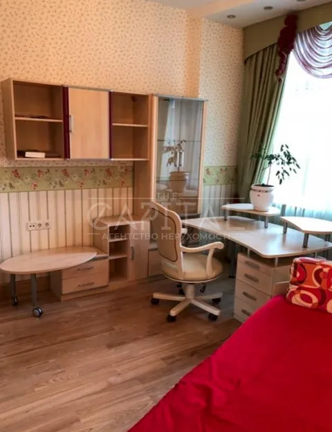 Продажа  квартира Киевская обл., Киев, Старонаводницкая ул., 6б - 2/9