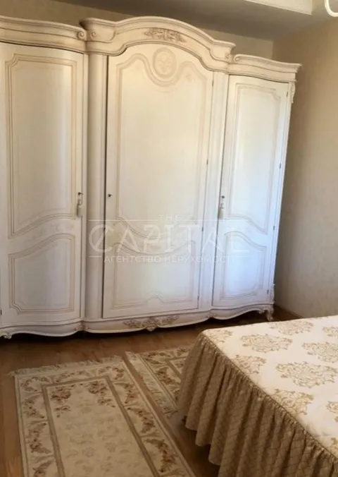 Продажа  квартира Киевская обл., Киев, Старонаводницкая ул., 6б - 3/9