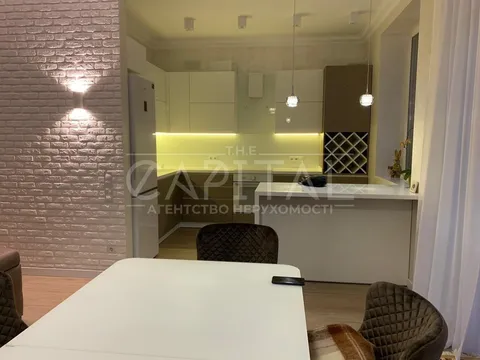 Продажа  частный дом Киевская обл., Буча, 10д/4 - 8/28