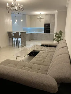 Продажа  квартира Киевская обл., Киев, Днепровская ул., 19а