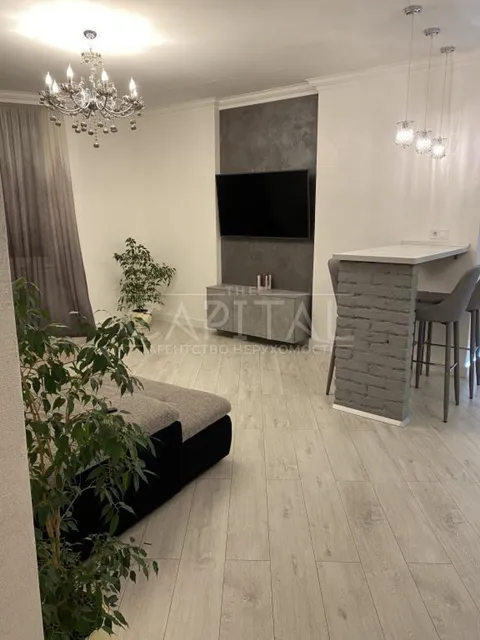 Продажа  квартира Киевская обл., Киев, Днепровская ул., 19а - 5/15