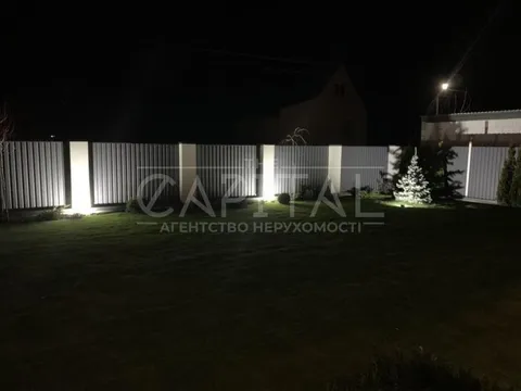 Продажа  частный дом Киевская обл., Подгорцы, центральная ул.,  - 18/24