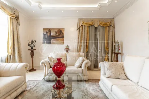 Продажа  квартира Киевская обл., Киев, Орлика Пилипа ул., 6 - 2/8