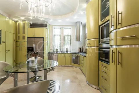 Продажа  квартира Киевская обл., Киев, Орлика Пилипа ул., 6 - 4/8