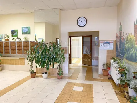 Продажа  квартира Киевская обл., Киев, Героев полка «Азов» ул., 8 - 5/38