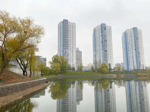 Продажа  квартира Киевская обл., Киев, Героев полка «Азов» ул., 8 - 10/38