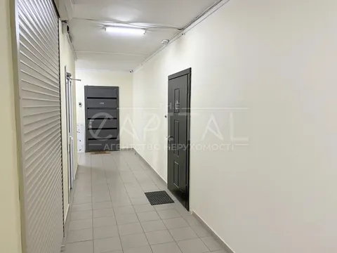 Продажа  квартира Киевская обл., Киев, Героев полка «Азов» ул., 8 - 16/38