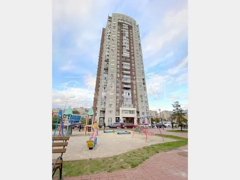 Продажа  квартира Киевская обл., Киев, Героев полка «Азов» ул., 8 - 18/38