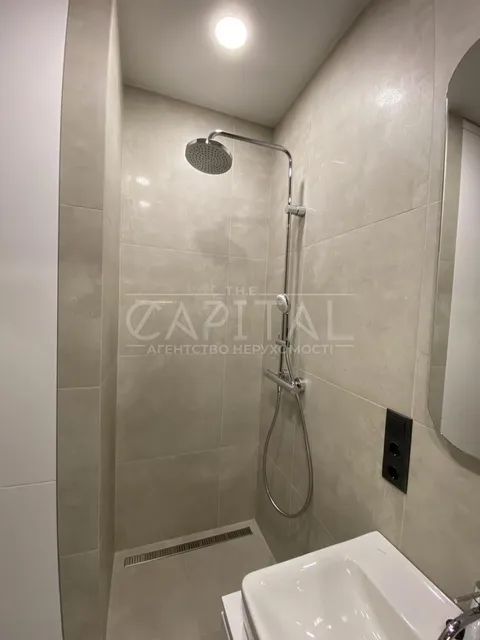 Продажа  квартира Киевская обл., Киев, Героев полка «Азов» ул., 8 - 20/38