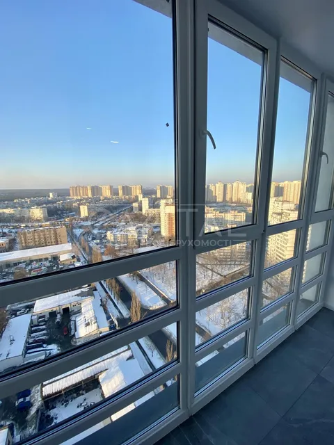 Продажа  квартира Киевская обл., Киев, Миколи Гулака ул., 4 - 3/12