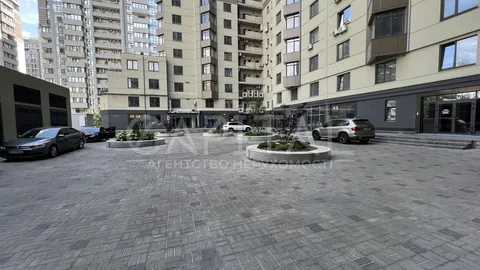 Продажа  квартира Киевская обл., Киев, Андрея Верхогляда ул., 14-a - 8/9