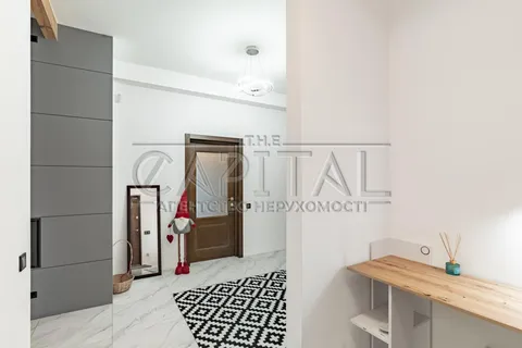 Продажа  частный дом Киевская обл., Киев, Садовая ул.,  - 16/28