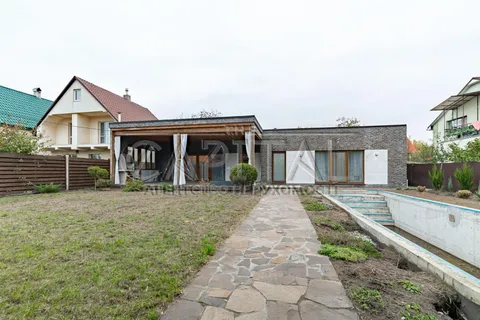 Продажа  частный дом Киевская обл., Киев, Садовая ул.,  - 22/28