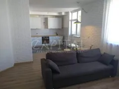 Продажа  квартира Киевская обл., Киев, Пчелки Елены ул., 8