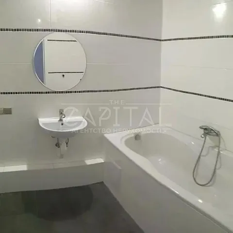 Продажа  квартира Киевская обл., Киев, Пчелки Елены ул., 8 - 5/6