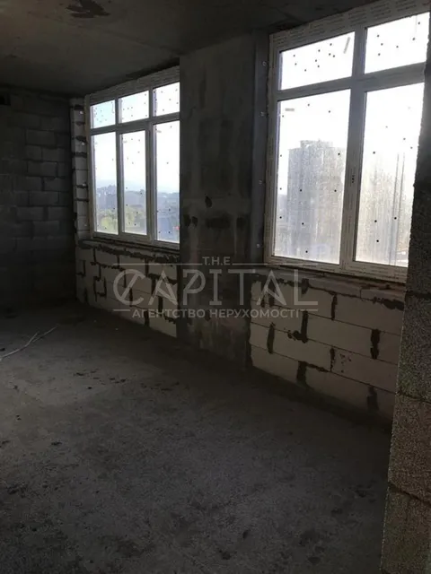 Продажа  квартира Киевская обл., Киев, Черниговская ул., 8 - 4/9
