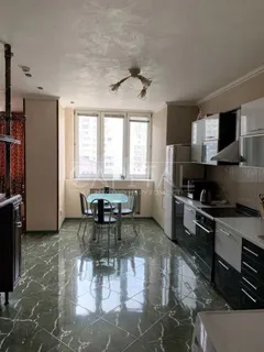 Продажа  квартира Киевская обл., Киев, Срибнокильская ул., 1