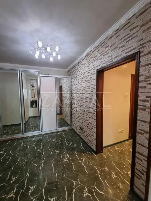 Продажа  квартира Киевская обл., Киев, Срибнокильская ул., 1 - 11/15
