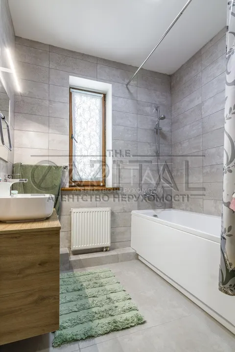 Продажа  частный дом Киевская обл., Новые Петровцы, Миколи Лисенка ул., 29 - 36/49